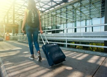How to Save Money on Travel